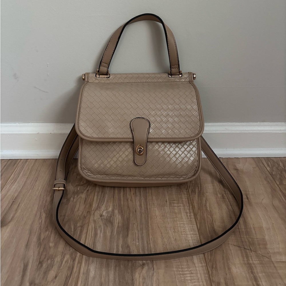 Crossbody Saddlebag Top Flap Bag Neutral